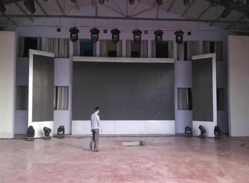 伊川波斯灣水上樂園LED全彩屏-洛陽LED廣告